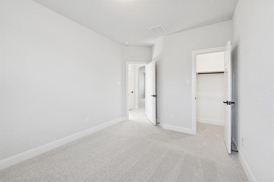 Spacious, unfurnished interior of a new home in South Pointe Cottage Series, Mansfield (Image 18). Spacious, unfurnished interior of a new home in South Pointe Cottage Series, Mansfield (Image 18).