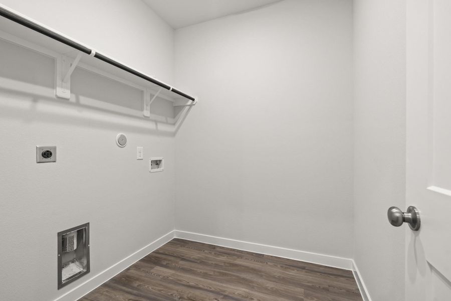 Spacious, unfurnished interior of a new home in Liberty Collection at Paloma at Sanford Farms, Waller (Image 19).