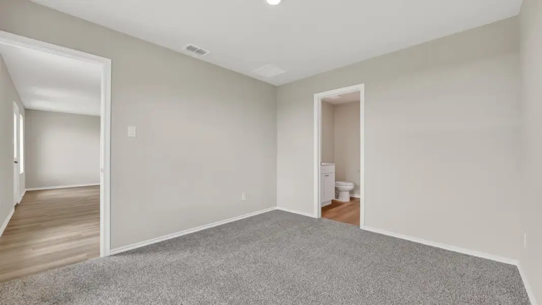 Spacious, unfurnished interior of a new home in Blackbird Estates, Mineral Wells (Image 19). Spacious, unfurnished interior of a new home in Blackbird Estates, Mineral Wells (Image 19).
