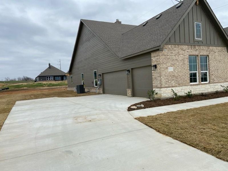 Image 12 of a home in Hillview Addition.