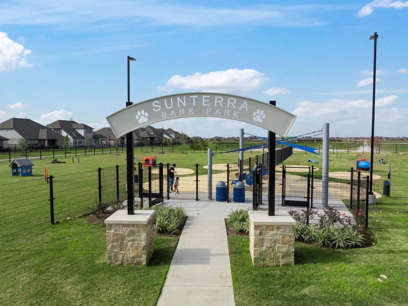 Community amenities in Sunterra, Katy (Image 26). Community amenities in Sunterra, Katy (Image 26).
