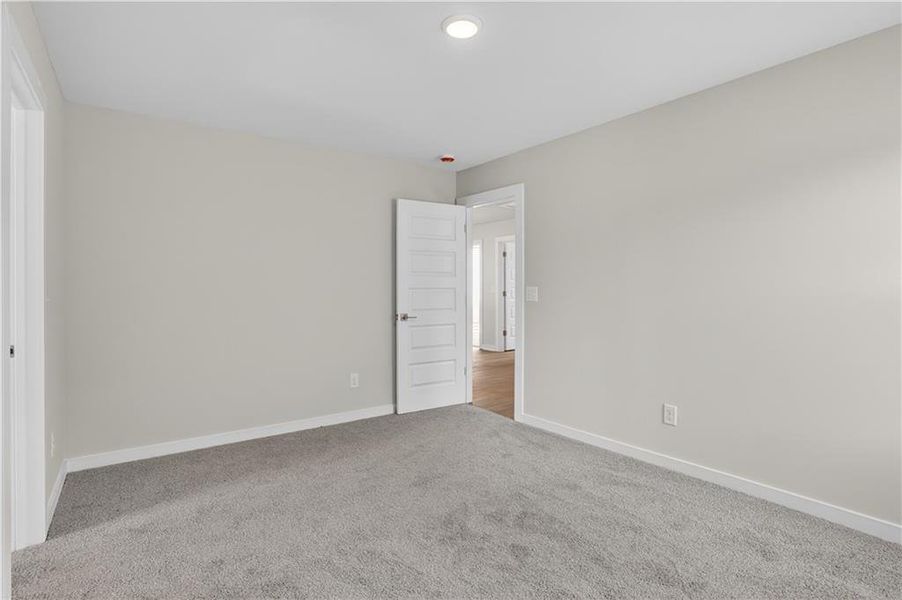 Spacious, unfurnished interior of a new home in , Villa Rica (Image 25).