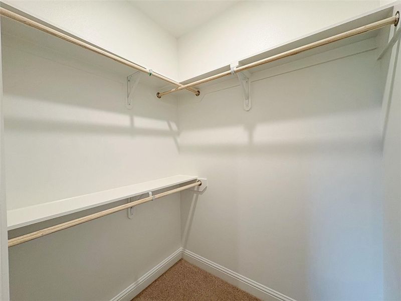 Spacious, unfurnished interior of a new home in Cardinal Estates, Bridge City (Image 18).