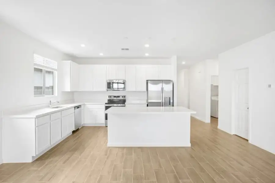 Representative images and renderings are for illustrative purposes. Actual structural options and design finishes of home may vary. Representative images and renderings are for illustrative purposes. Actual structural options and design finishes of home may vary.