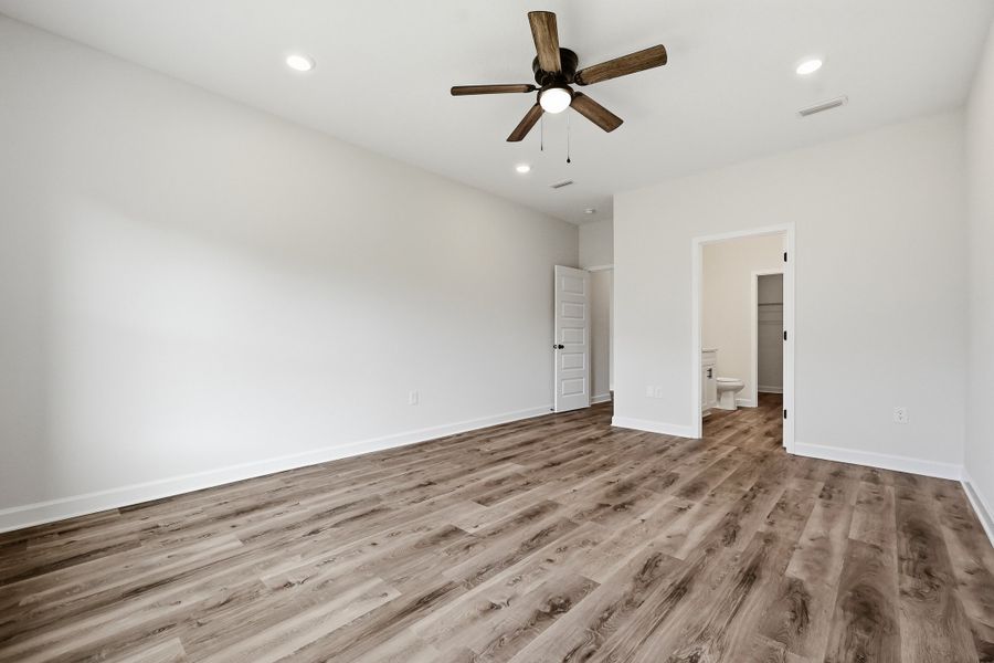 Spacious, unfurnished interior of a new home in McCarthy Estates, Defuniak Springs (Image 39). Spacious, unfurnished interior of a new home in McCarthy Estates, Defuniak Springs (Image 39).