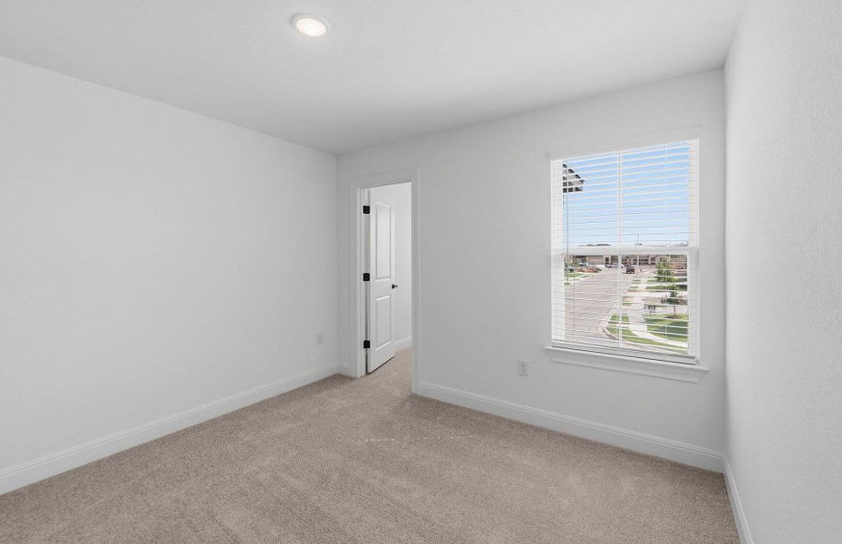 Spacious, unfurnished interior of a new home in Lagos, Manor (Image 12).