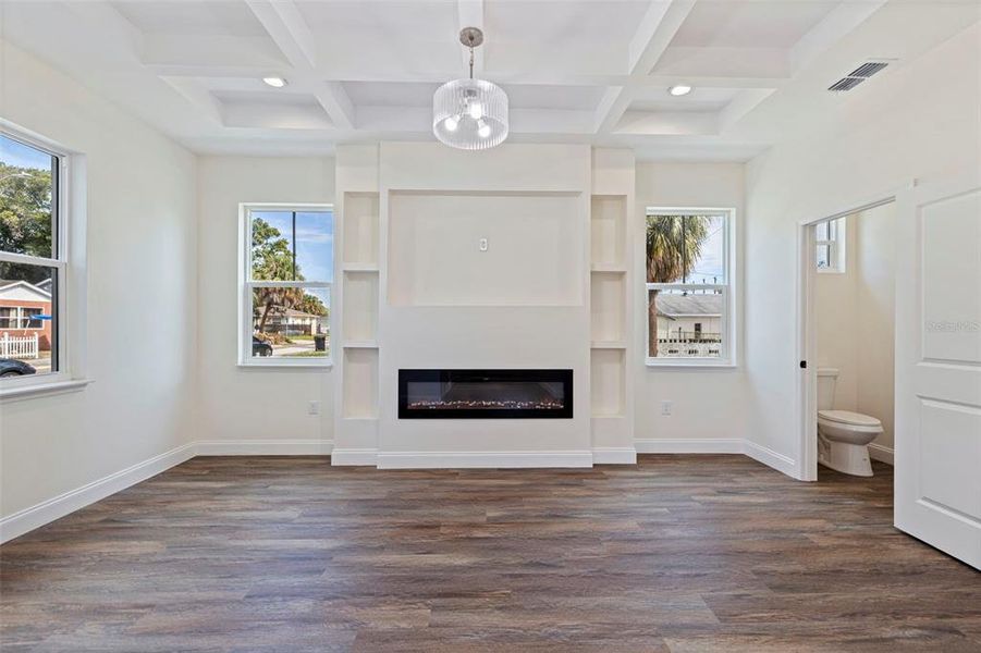 Spacious, unfurnished interior of a new home in , St. Petersburg (Image 28). Spacious, unfurnished interior of a new home in , St. Petersburg (Image 28).