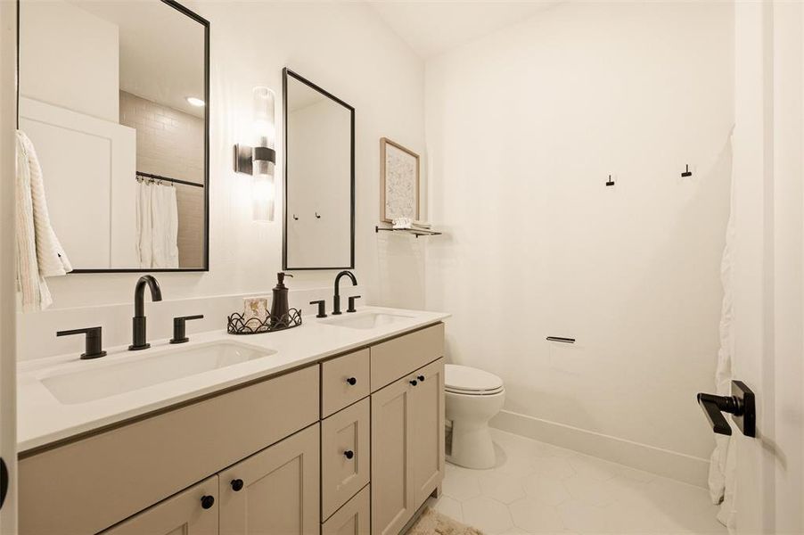 Furnished interior view inside a new home in , Aledo (Image 29).