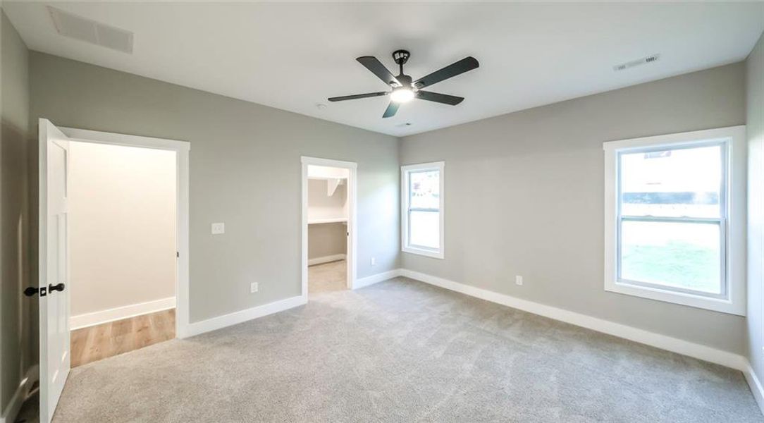Spacious, unfurnished interior of a new home in , Bremen (Image 19).