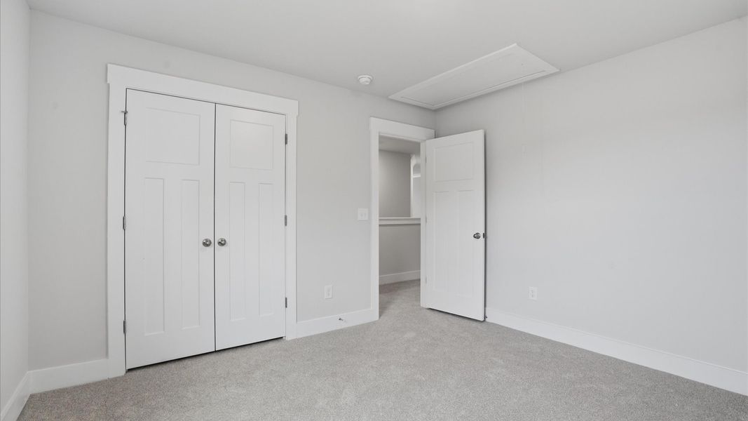 Furnished interior view inside a new home in Harrier Point, Woodruff (Image 18).