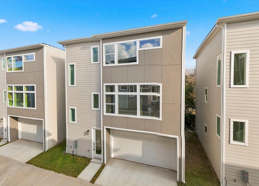 Exterior details and patio area of a home in , Houston (Image 4).