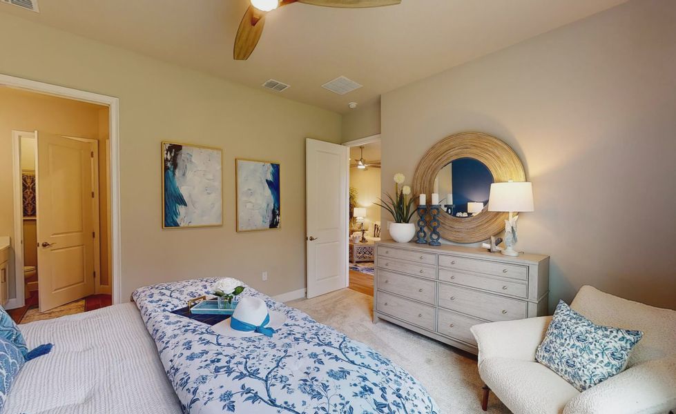 Furnished interior view inside a new home in Plantation Bay, Ormond Beach (Image 14).