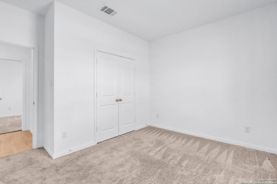 Spacious, unfurnished interior of a new home in Navarro Ranch: Classic Collection, Seguin (Image 14).