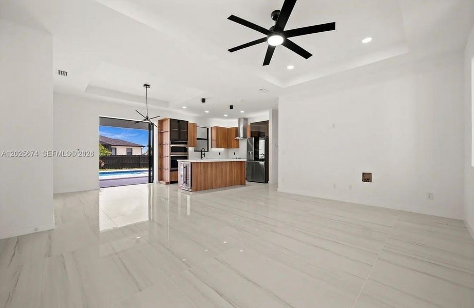 Spacious, unfurnished interior of a new home in , Cape Coral (Image 18). Spacious, unfurnished interior of a new home in , Cape Coral (Image 18).