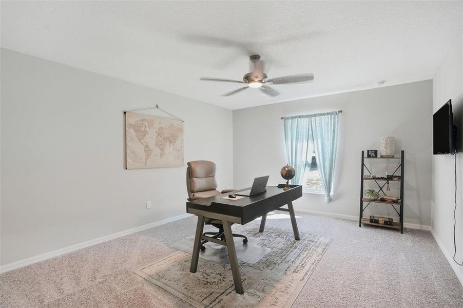 Furnished interior view inside a new home in , Weeki Wachee (Image 18).