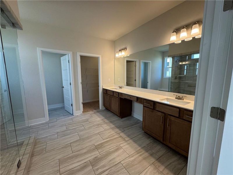 Furnished interior view inside a new home in Rosewood Lake Estates, Hoschton (Image 6). Furnished interior view inside a new home in Rosewood Lake Estates, Hoschton (Image 6).