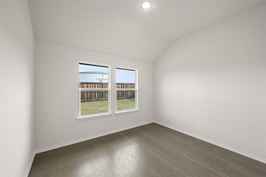 810 Misty- Flex Space-1