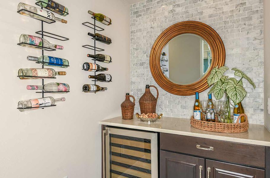 Representative interior finishes for a home built from the Bright Meadow 2 by Neal Communities in Wildleaf at North River Ranch, Parrish (Image 17).