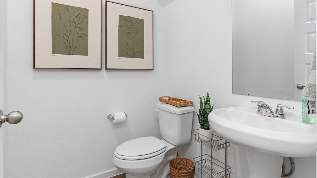 Representative furnished interior of a home built from the ASPEN by D.R. Horton in Legacy Village, Houston (Image 28). Representative furnished interior of a home built from the ASPEN by D.R. Horton in Legacy Village, Houston (Image 28).