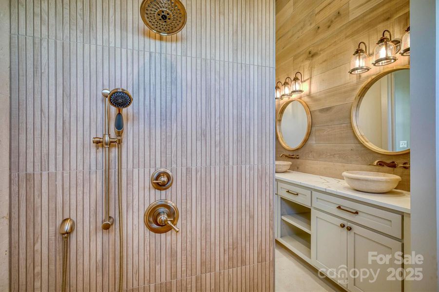 Image 18 of a home in .