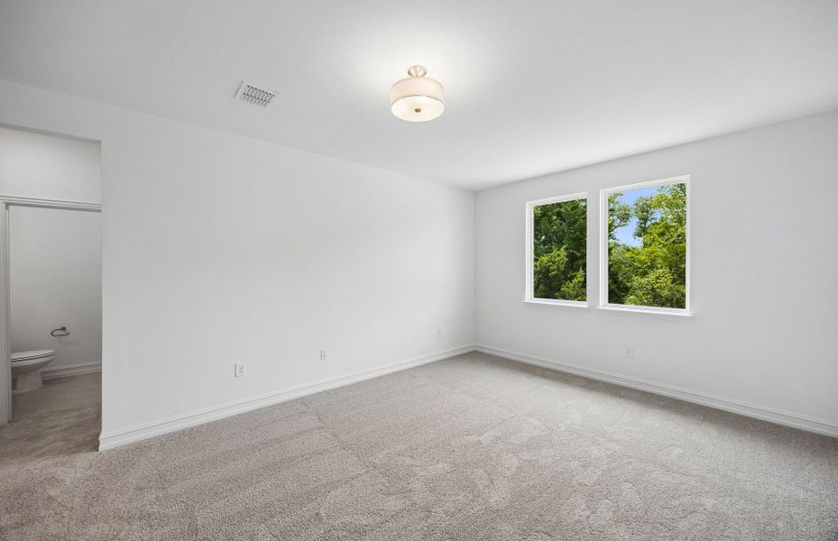 Spacious, unfurnished interior of a new home in Wilson Creek Meadows, Celina (Image 22).