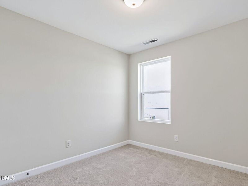 022-1280x960-bedroom