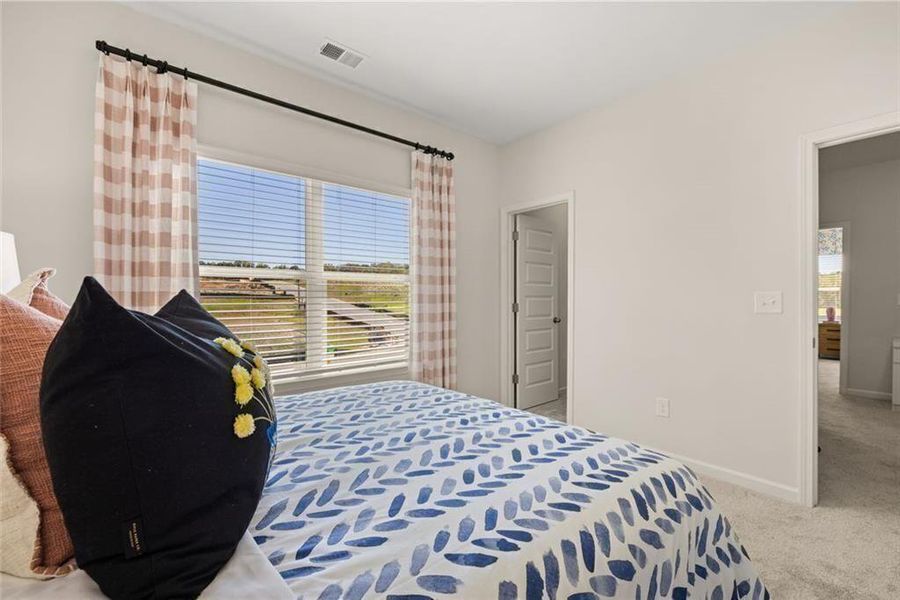 Furnished interior view inside a new home in Oakmont, Dallas (Image 39).