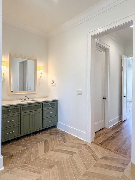 Image 66 of a home in .