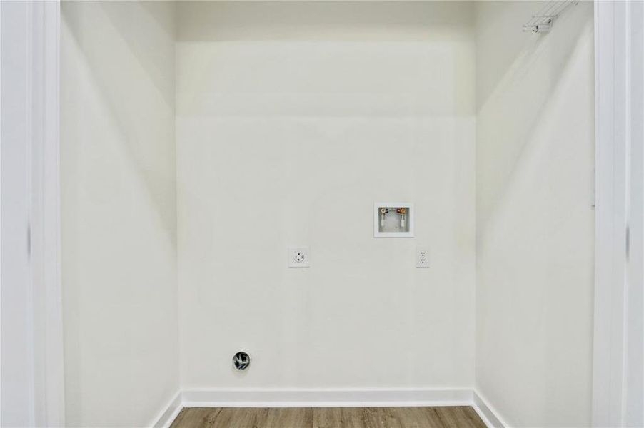 Image 27 of a home in .