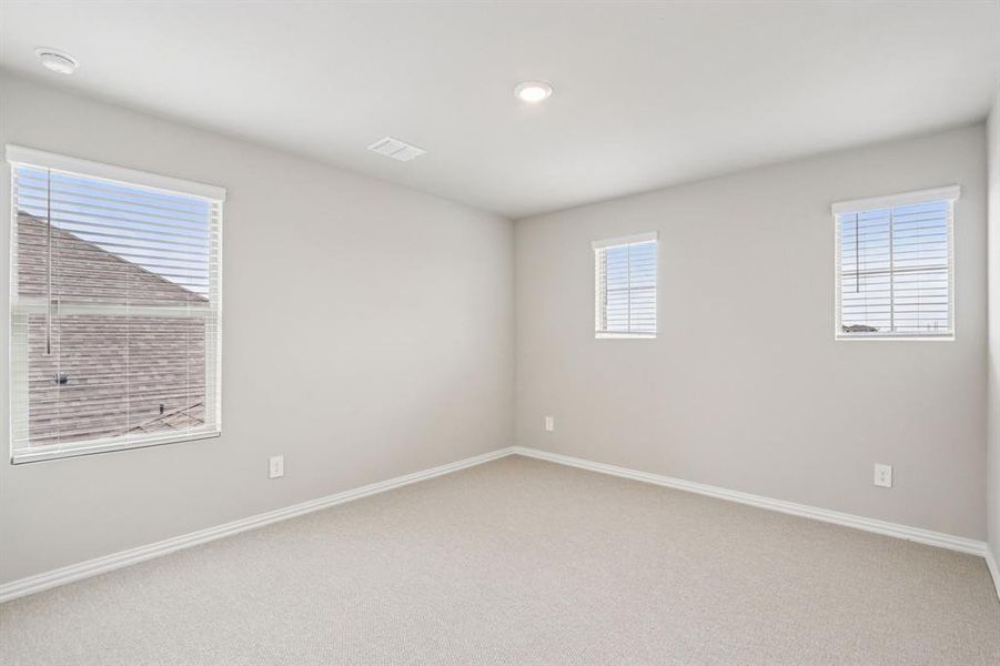 Spacious, unfurnished interior of a new home in Parks at Foster Crossing - Premier Series, Anna (Image 20). Spacious, unfurnished interior of a new home in Parks at Foster Crossing - Premier Series, Anna (Image 20).