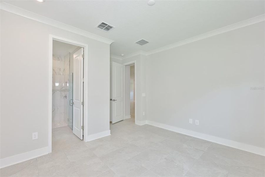 Spacious, unfurnished interior of a new home in , Parrish (Image 45).