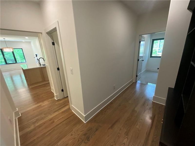 Spacious, unfurnished interior of a new home in , Lawrenceville (Image 34).