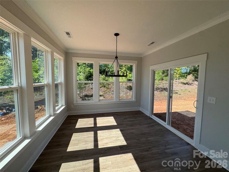 Spacious, unfurnished interior of a new home in Robinson Oaks, Gastonia (Image 17).