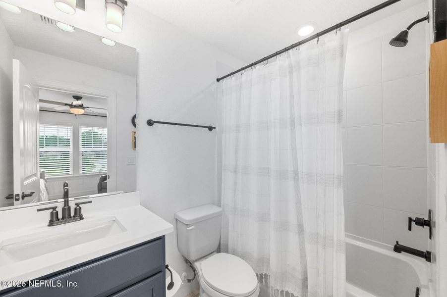 Furnished interior view inside a new home in Rolling Hills, St. Augustine (Image 54).