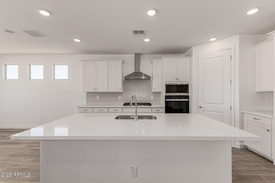 PHX_LasVentanas_Lot 2065_Dove_18412_Kitc