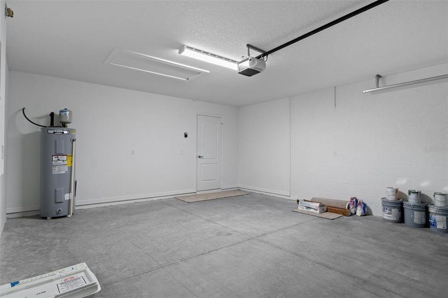 Spacious, unfurnished interior of a new home in , Beverly Hills (Image 36). Spacious, unfurnished interior of a new home in , Beverly Hills (Image 36).