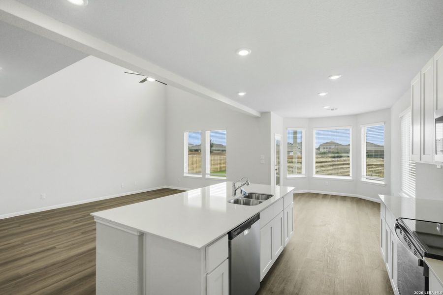 Furnished interior view inside a new home in Cinco Lakes, San Antonio (Image 10).