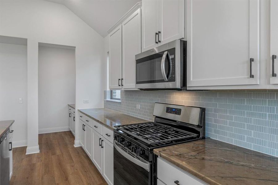 DAL_Meadow_Vista_Delta_1700_Willowhurst_Lane_(11)[1]