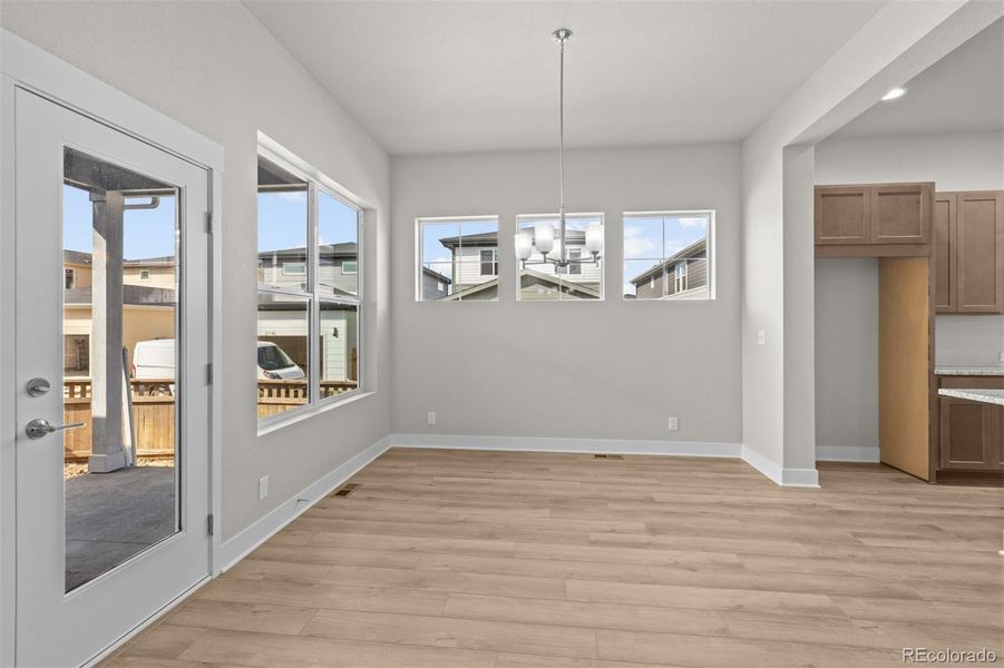 Spacious, unfurnished interior of a new home in , Aurora (Image 24).