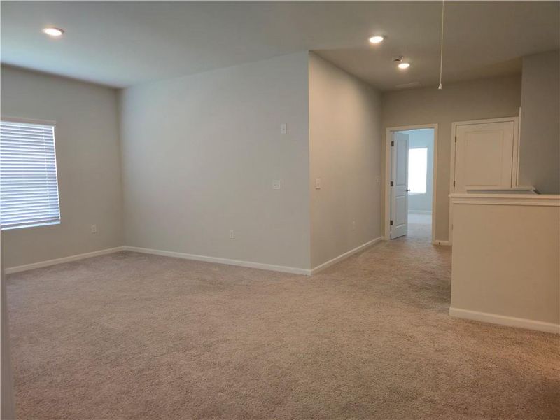 Spacious, unfurnished interior of a new home in , Grayson (Image 13).