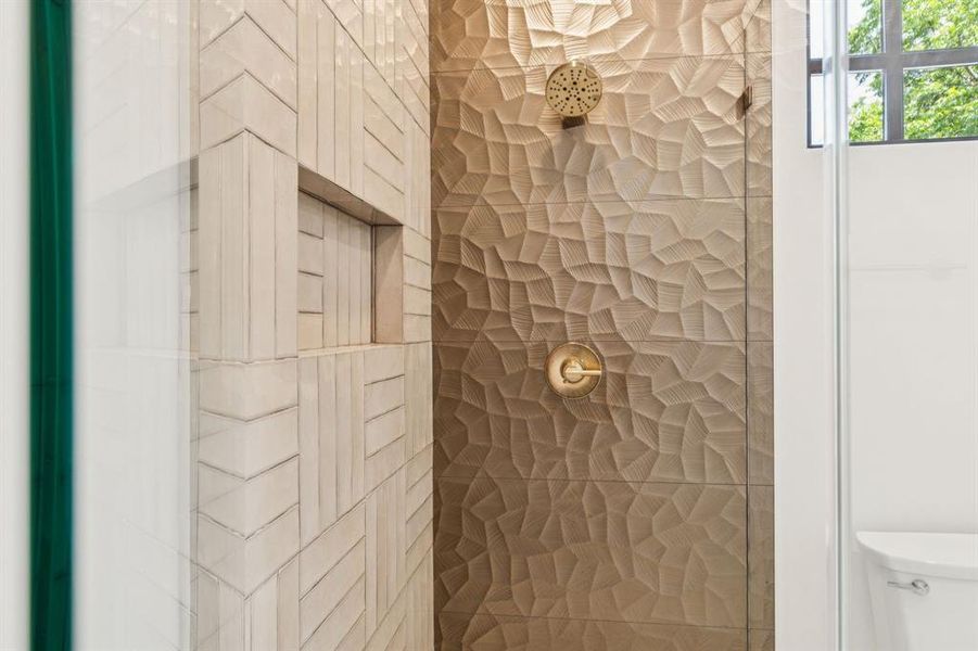 Furnished interior view inside a new home in , Dallas (Image 5).