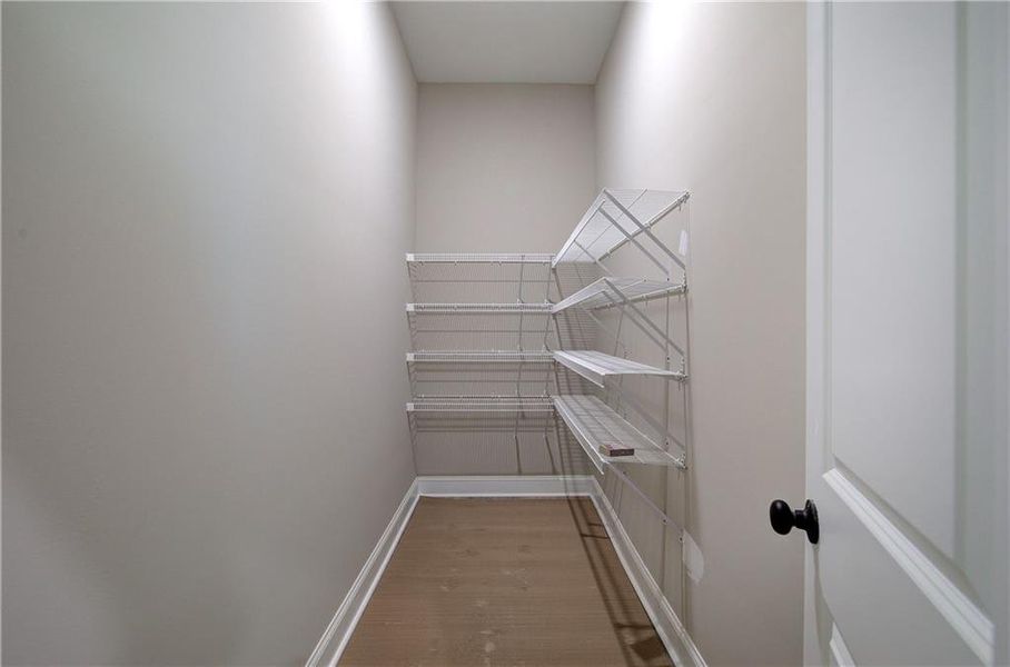 Spacious, unfurnished interior of a new home in , Dallas (Image 24).