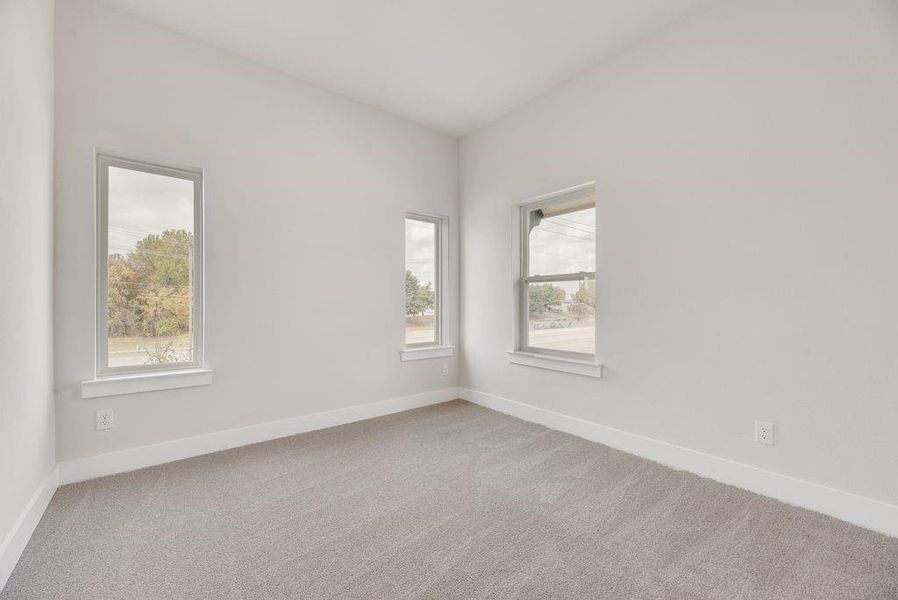 Spacious, unfurnished interior of a new home in Lake Forest, McKinney (Image 31). Spacious, unfurnished interior of a new home in Lake Forest, McKinney (Image 31).