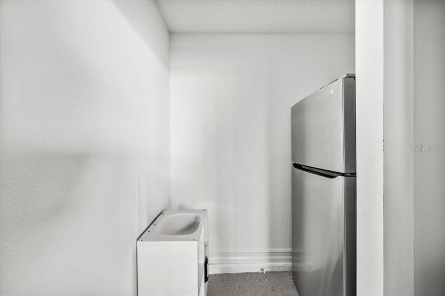 Spacious, unfurnished interior of a new home in , Tampa (Image 21).