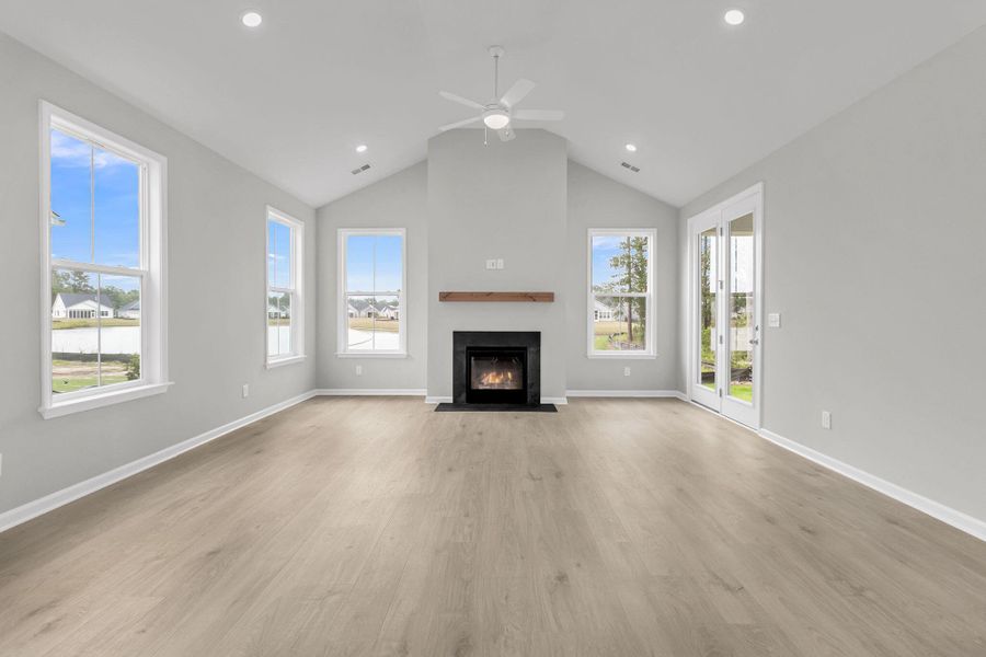 Spacious, unfurnished interior of a new home in Tidewater at Lakes of Cane Bay, Summerville (Image 24). Spacious, unfurnished interior of a new home in Tidewater at Lakes of Cane Bay, Summerville (Image 24).