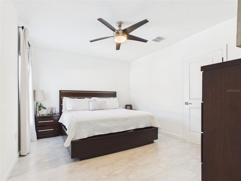 Furnished interior view inside a new home in Vineland Reserve, Osteen (Image 17).