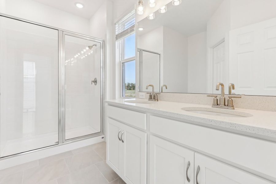 Primary Bathroom | Delray | Lot 19 | Eagletail Landings | New Homes in Leesburg, FL | Landsea Homes