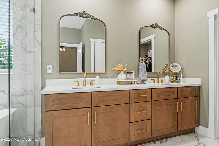 Furnished interior view inside a new home in , Callahan (Image 6).