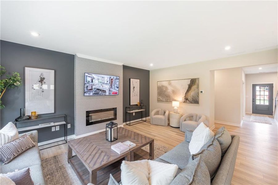 Furnished interior view inside a new home in Crossvine Estates, Braselton (Image 11). Furnished interior view inside a new home in Crossvine Estates, Braselton (Image 11).