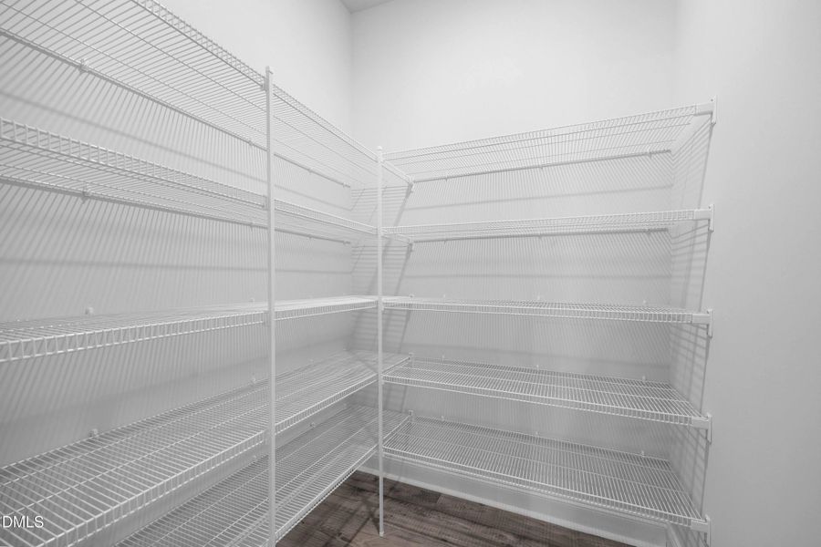 Large Walk-in Closet Large Walk-in Closet